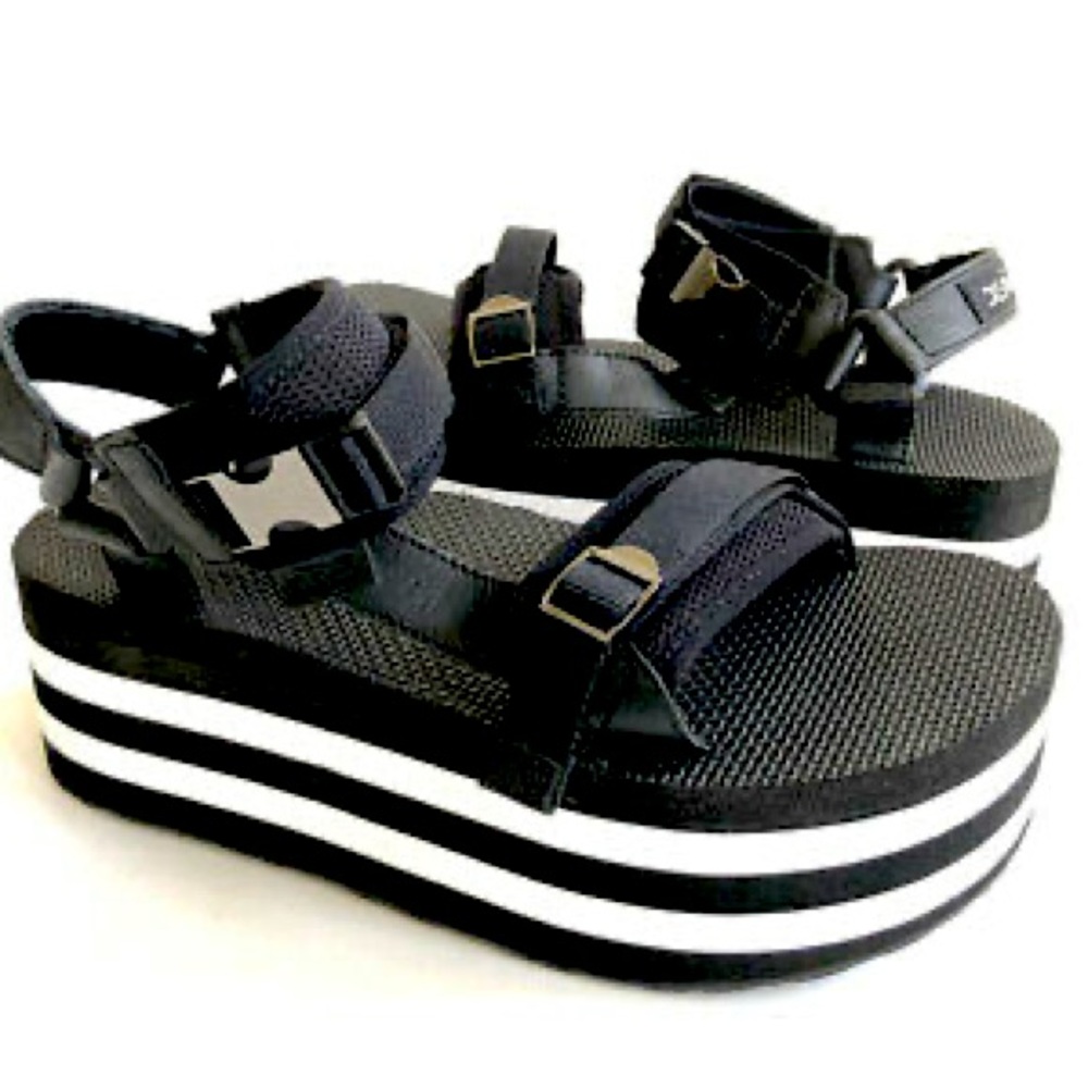 Rare Ltd Edition Teva x X-girl Collab | Like New, Worn Once! 8/39 SUPER PLATFORM